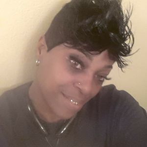 Meet your Posher, Bridgit